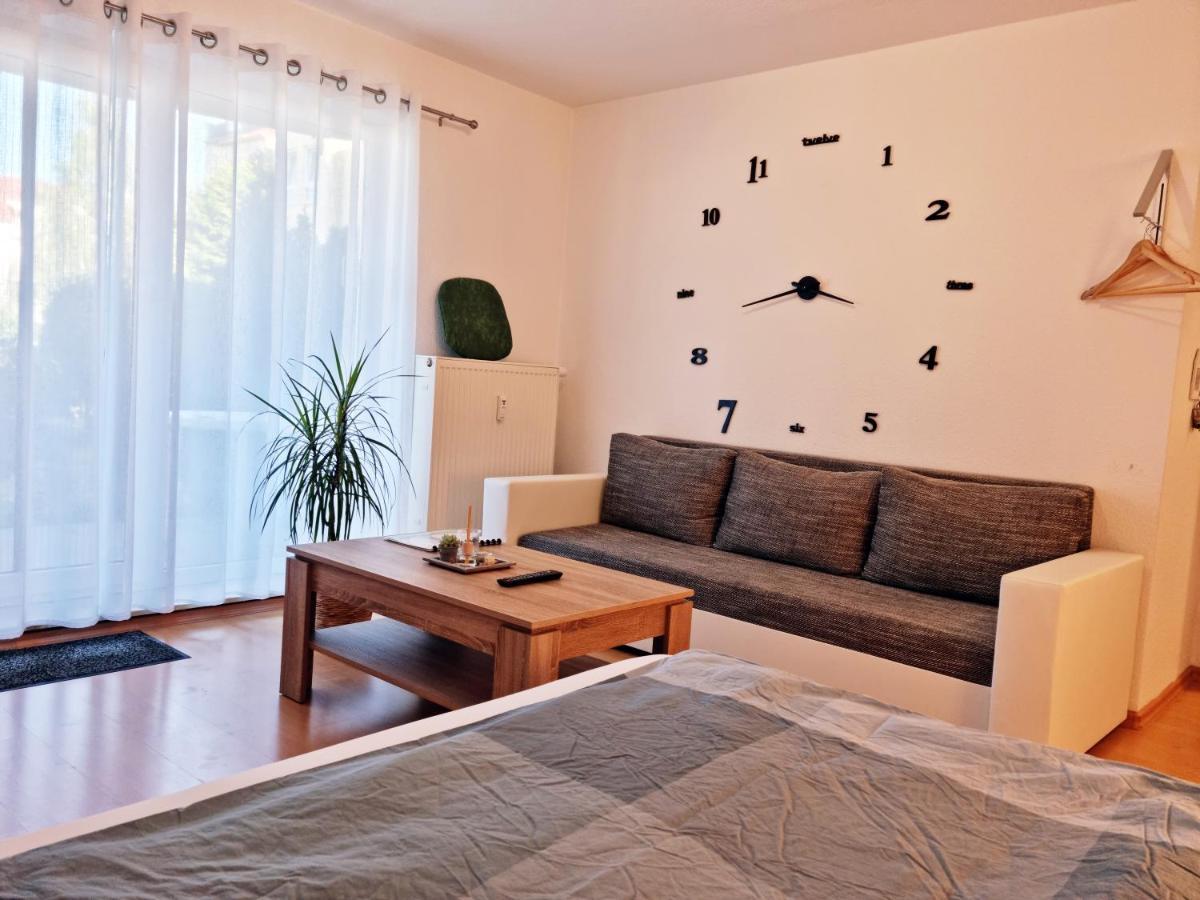Brise Business Apartment Nahe Leipziger Messe - Porsche - Bmw - Dhl - Wlan - Parkplatz - Business Travelers Only Ngoại thất bức ảnh