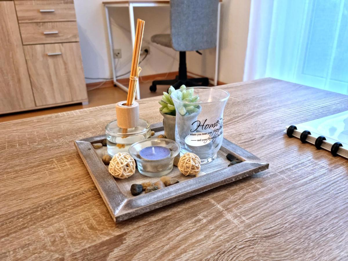 Brise Business Apartment Nahe Leipziger Messe - Porsche - Bmw - Dhl - Wlan - Parkplatz - Business Travelers Only Ngoại thất bức ảnh